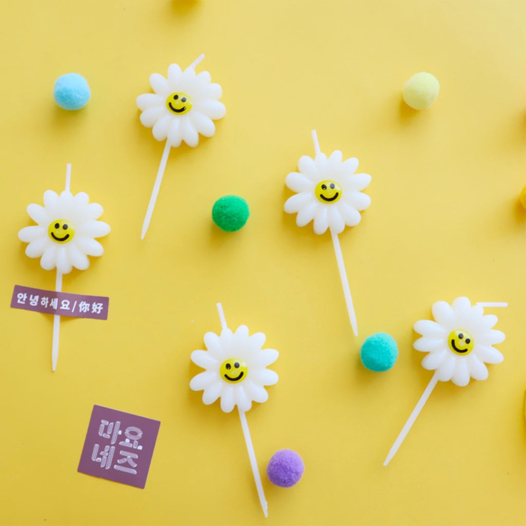 🌼 Korean Smiley Daisy Candle Birthday Candles Cute [READY STOCK IN SG]