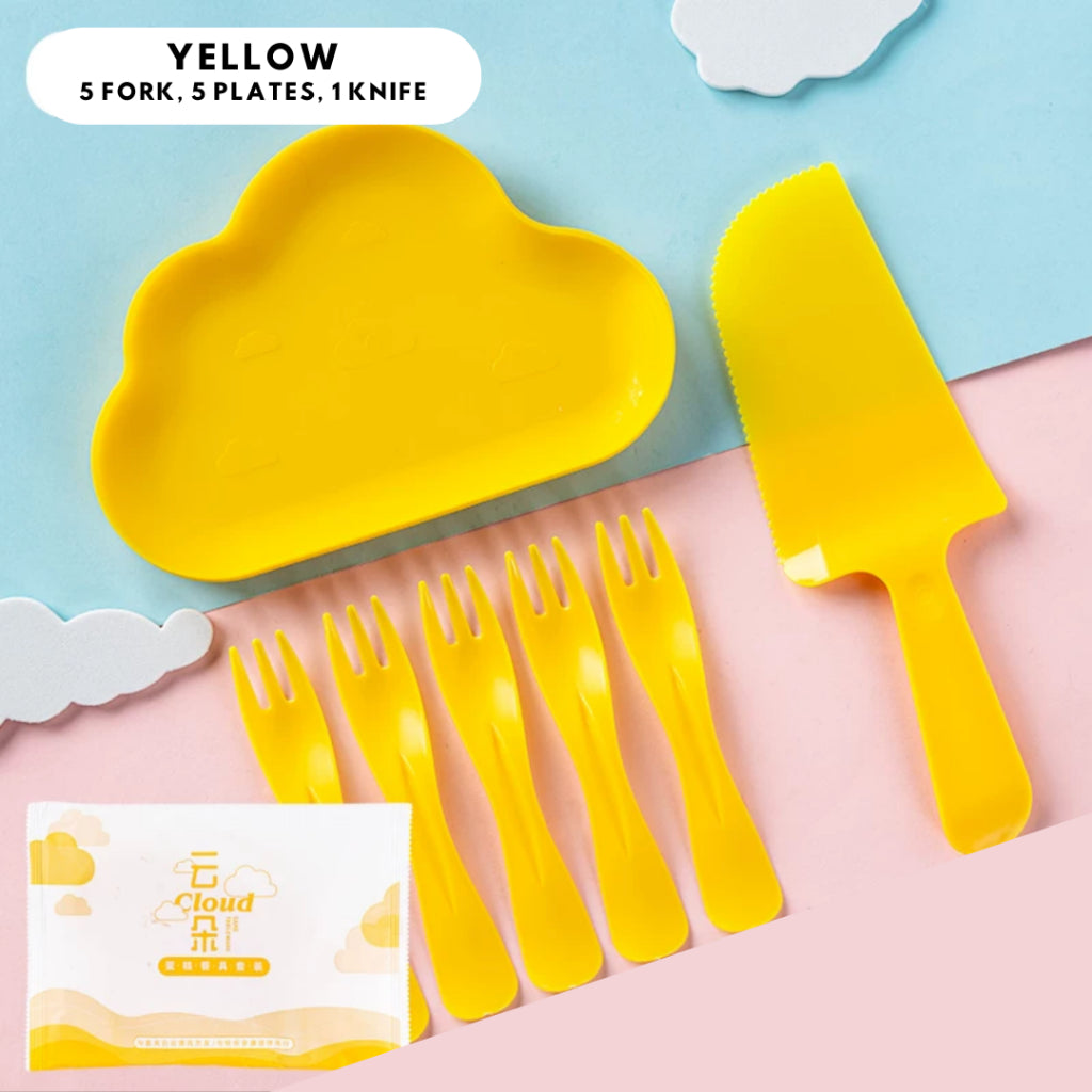 Pastel Cake Plate Set Party Cultery Set Disposable Cloud[Ready Stock in SG]